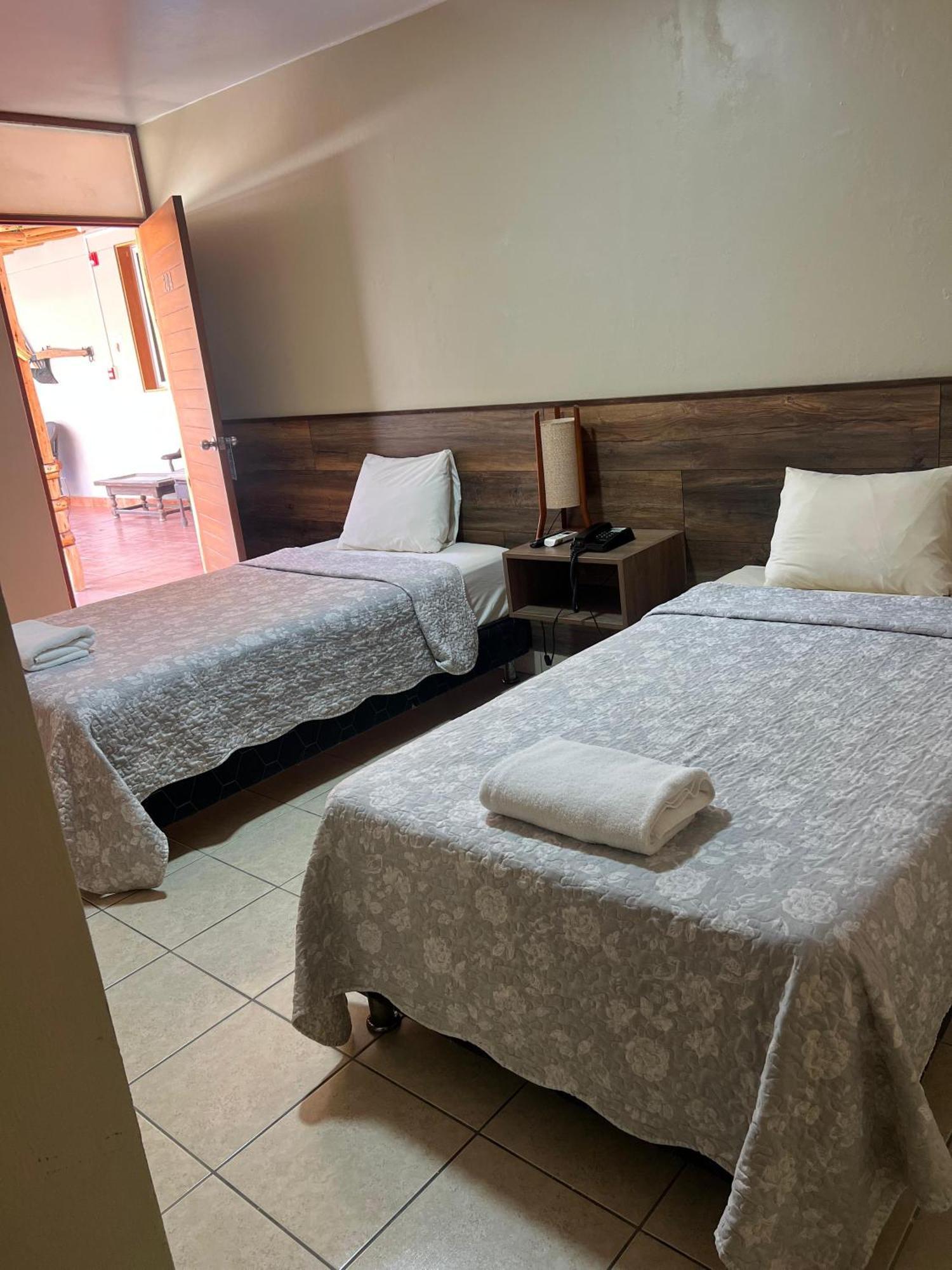 Hotel El Huacachinero Іка Екстер'єр фото